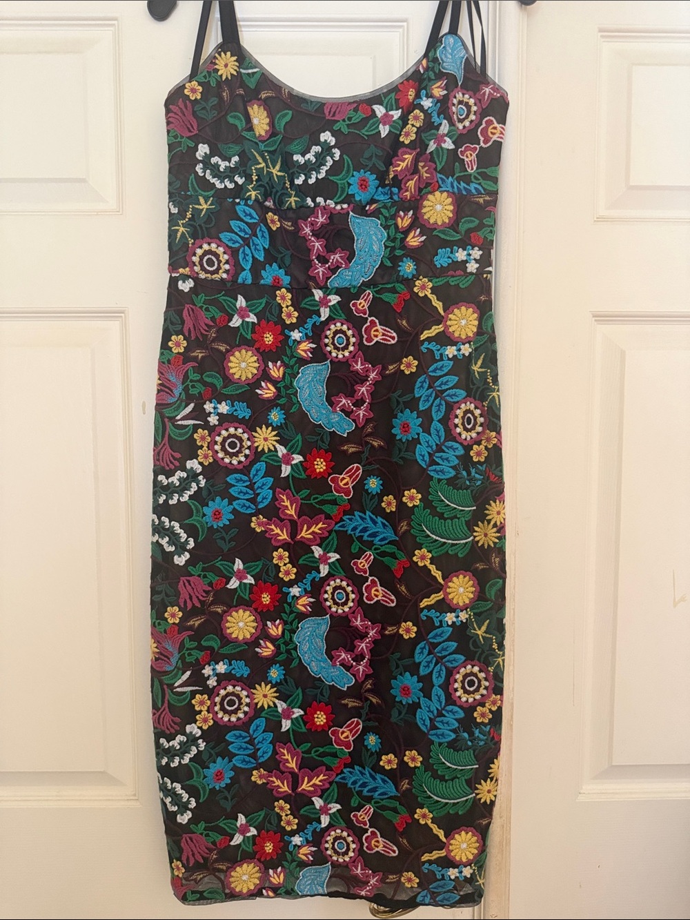 BCBG MAXAZRIA Floral Embroidered Black Slip Dress NEW NO TAGS SIZE 8